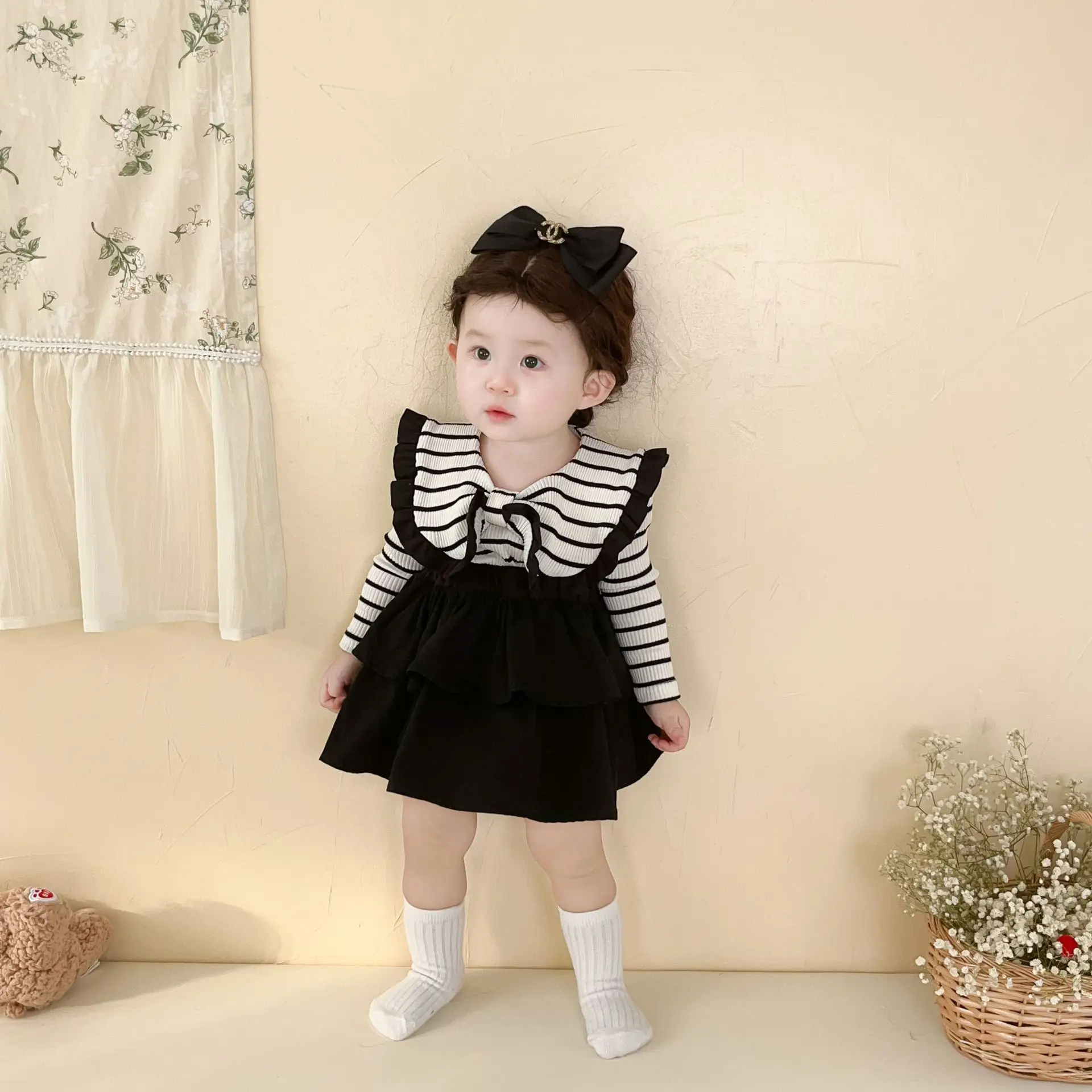 Baby Clothes Girl's Stripe Romper Or Skirt 2023 Spring and Autumn Striped Lapel Big Bow Bodysuit Or Black Skirt