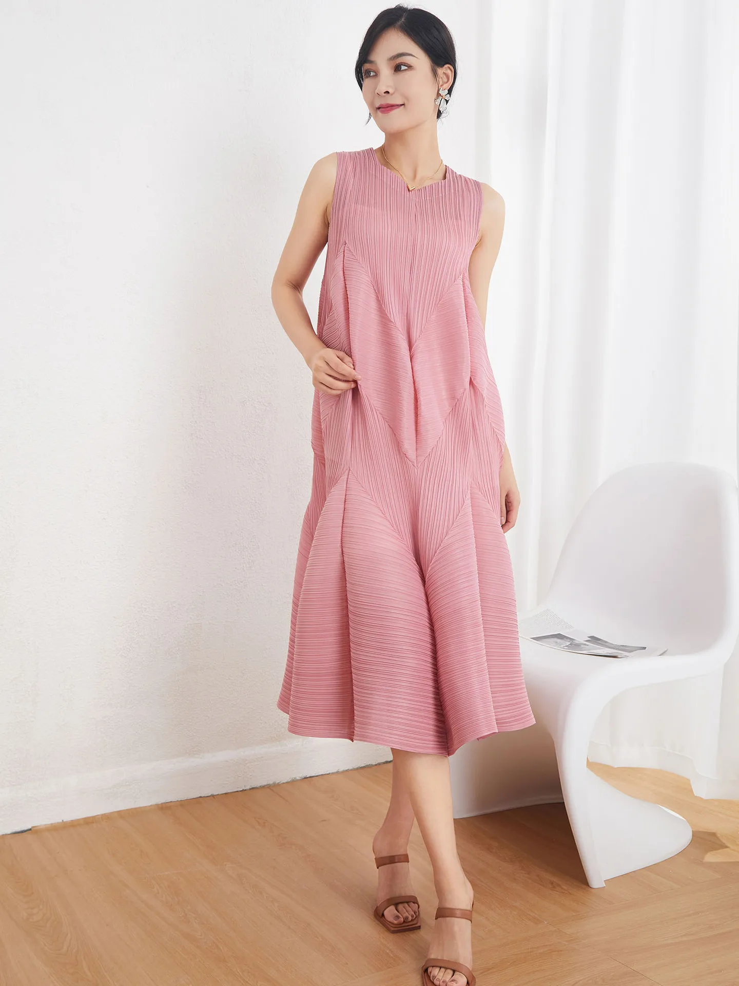 

Женское летнее плиссированное платье, плотное модное элегантное платье ручной работы без рукавов с цветочными бутонами