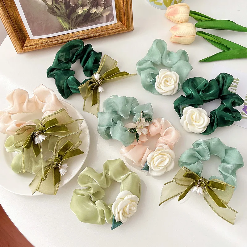 

2022 New Flower Silk Hair Scrunchies Women Ponytail Holder Hair Ties Hair Rope Rubber Bands Headwear Hair Accessories