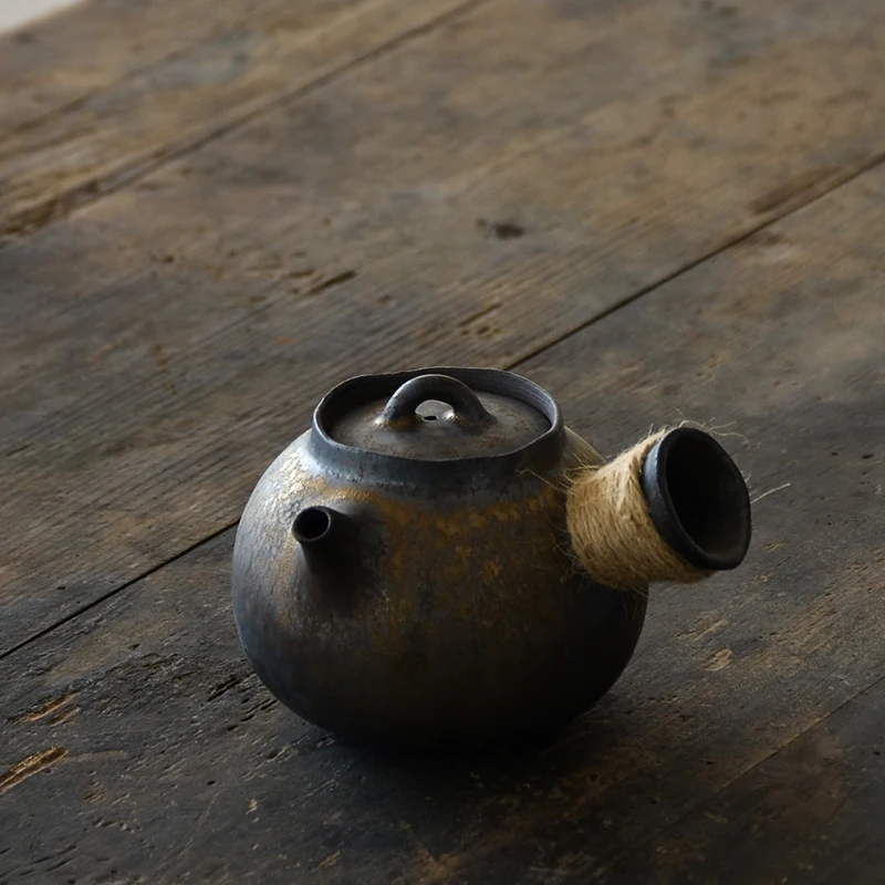 

Japanese Ceramic Kyusu Teapots Chinese Kung Fu Tea Pot Drinkware 200ml