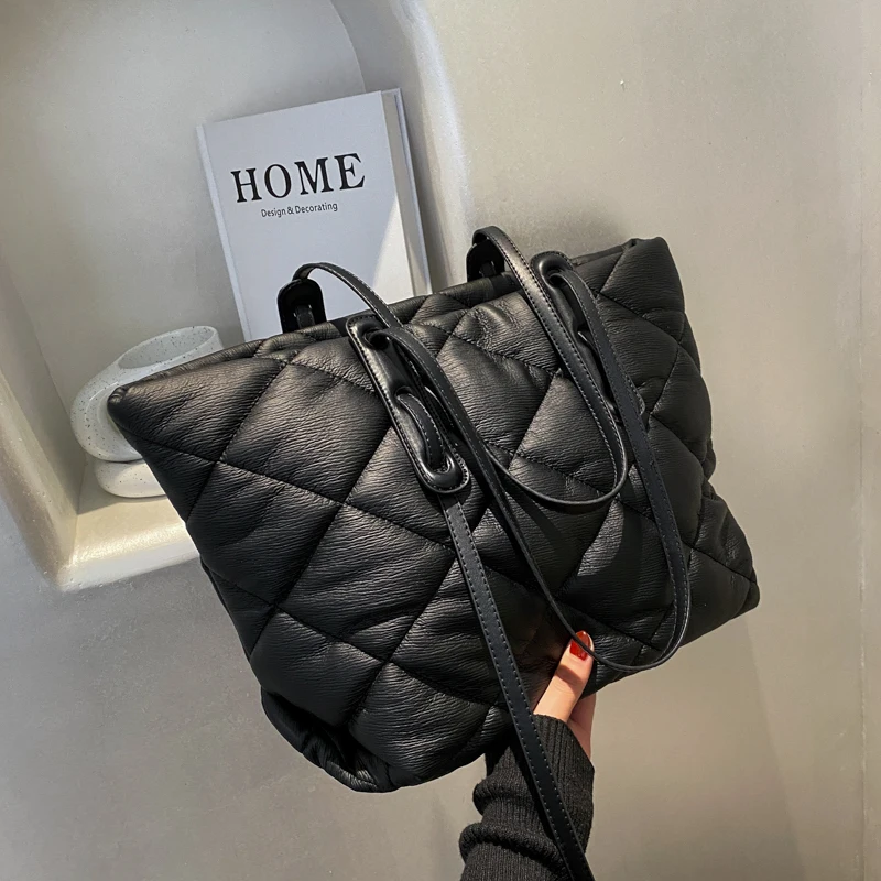 

Women Big Handbag Quilted Totes Casual PU Leather Shoulder Bag Designer Padded Warm 2022 Hit Shopper Winter Large Capacity