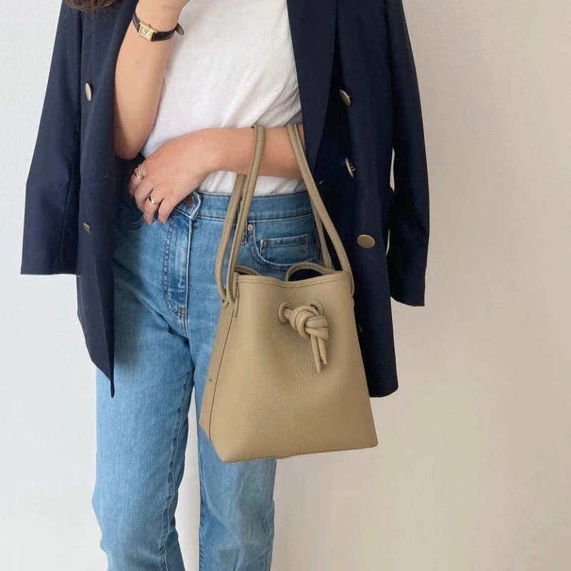 

Niche Design Drawstring Crossbody Bag Japan Chic Casual Commuter Handbags All-match Luxury Genuine Leather Top Handle Satchel
