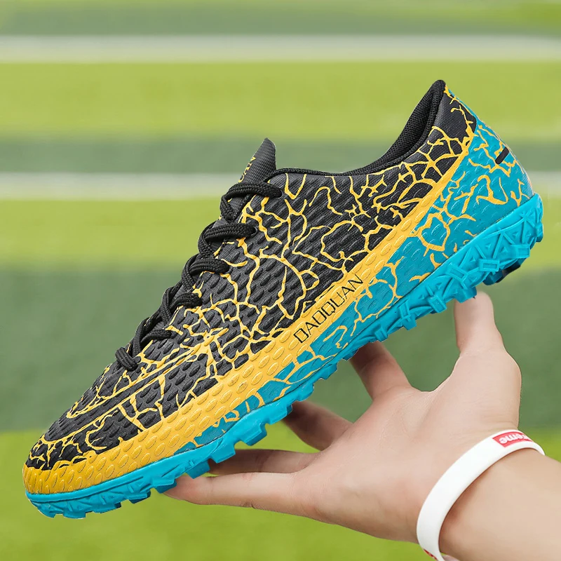 

Quality Messi Soccer Cleats Durable Lightweight Low Top Football Shoes Comfortable Futsal Training Sneakers Wholesale 32-47 Size
