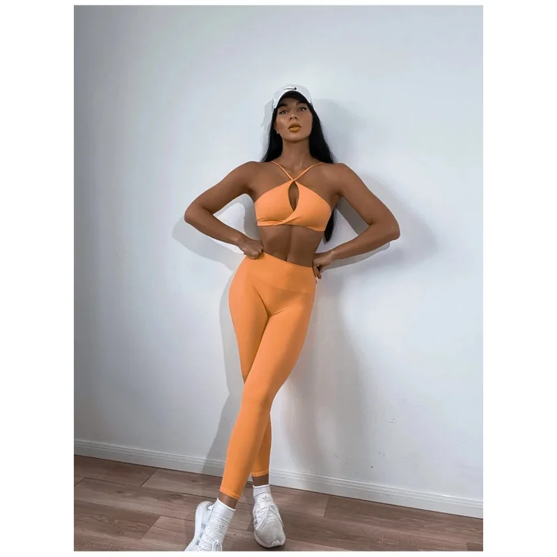 Комплект для йоги спортивный женский костюм спортзала бесшовные леггинсы с