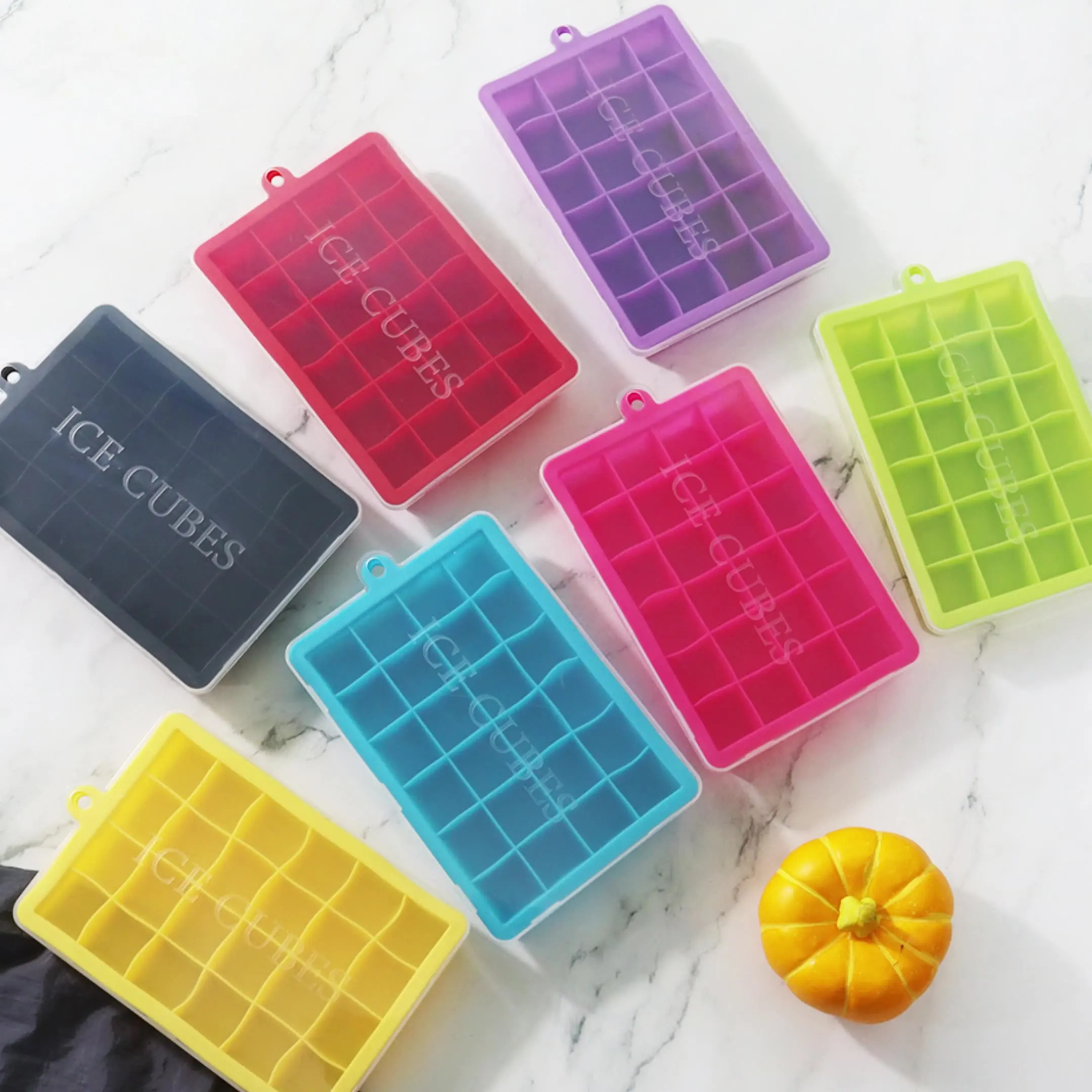 

24 Holes Square Ice Mold Reusable Silicone DIY Ice Gewhisky Cocktail Kitchen Tools Ice Mold With Covered Ice Tray Box