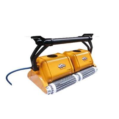 

Wall climbing swimming pool robot cleaner