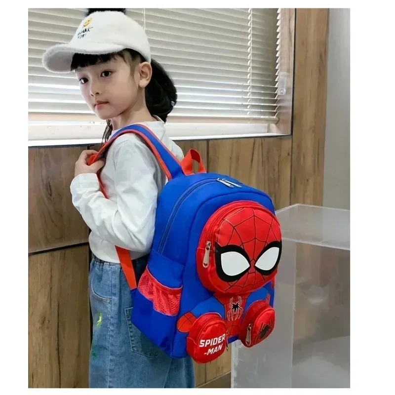 Новый вместительный школьный рюкзак с мультипликационным рисунком паука