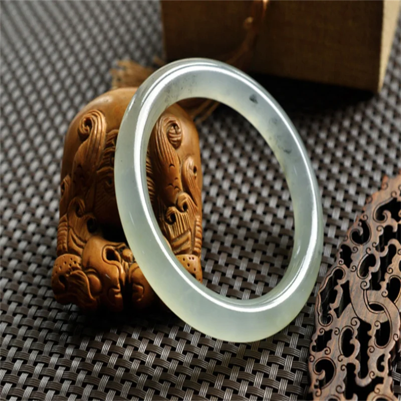 

Hot selling natural hand-carved Ice- through Jade Baranglet 58-62mm bracelet fashion Men Women Luck Gifts Amulet for