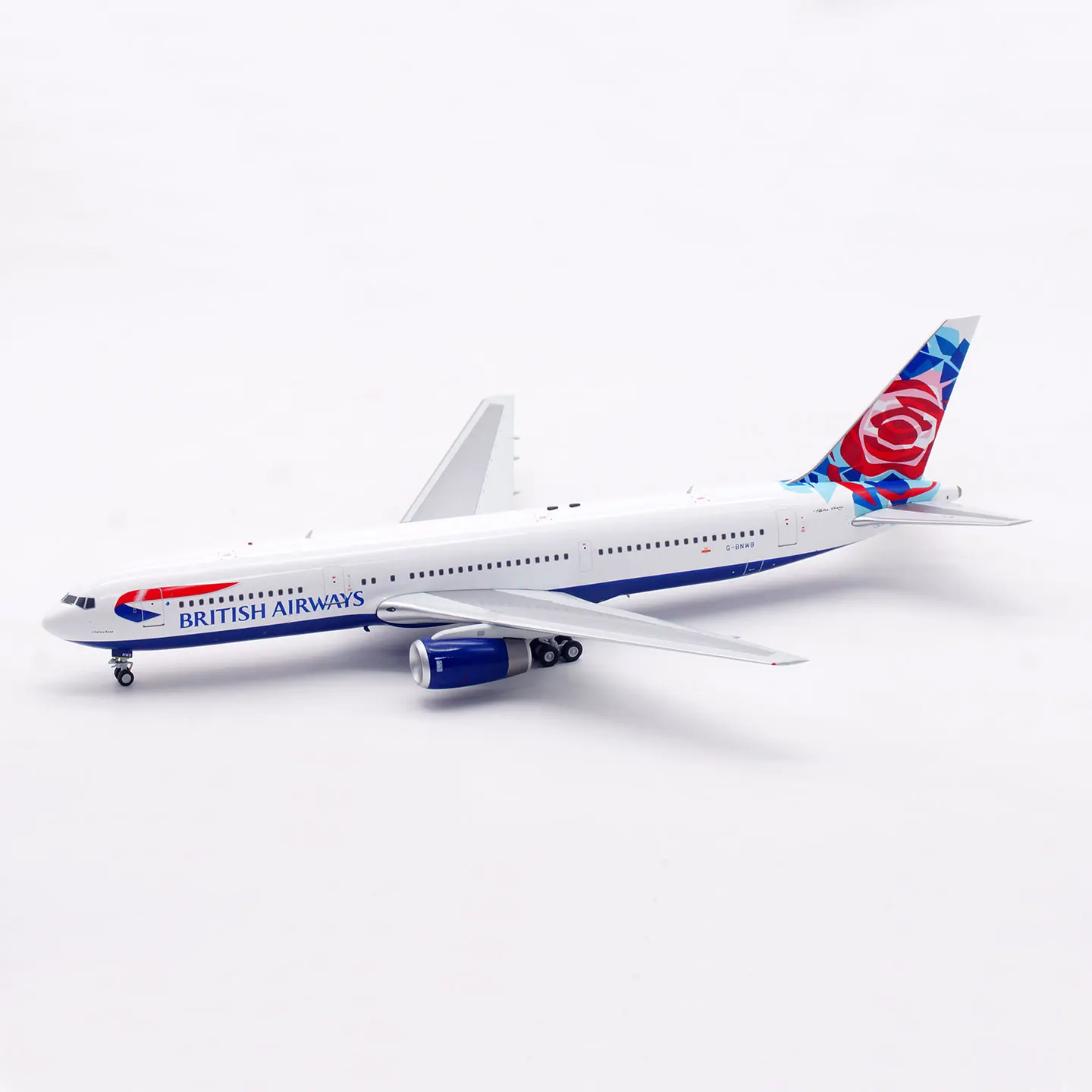 Фото B-763-BA-NWB Коллекционная модель самолета из сплава, подарок, масштаб 1:200, BRITISH AIRWAYS Boeing B767-300, литая модель самолета G-BNWB №4