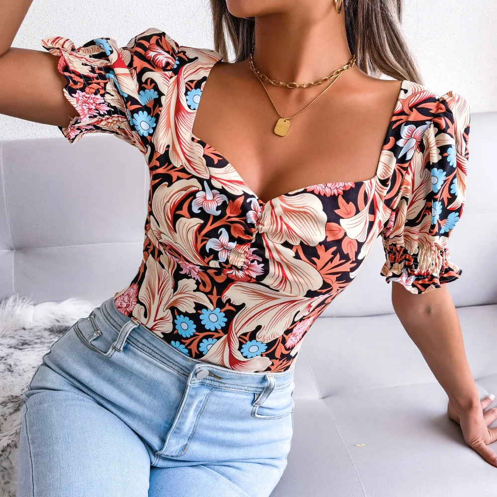 

Women's new floral short-sleeved top is fashionable and comfortable