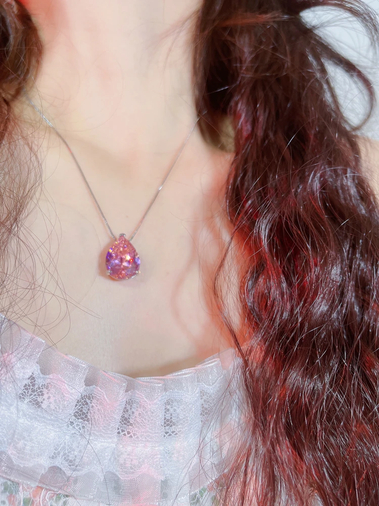 

Pink stars ~ water drop zircon high-end atmosphere simple and exquisite single diamond new collarbone chain women's necklace