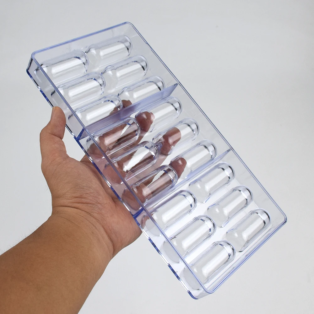 

Пластиковая форма для шоколада капсулы 18 ячеек