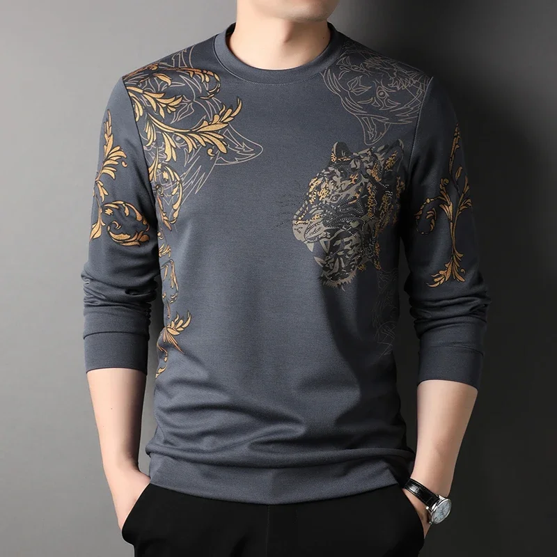 Мужской весенний свитер с принтом головы тигра и круглым вырезом