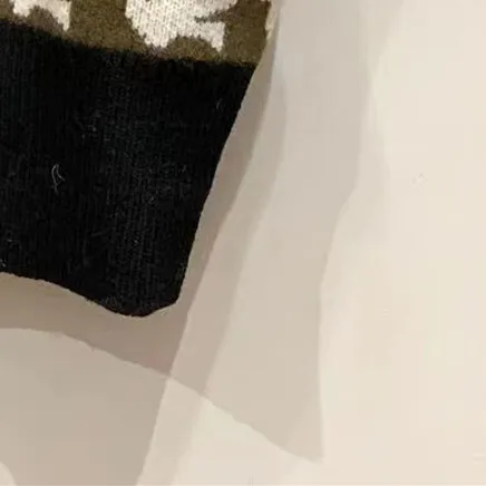 

Women's Letters Jacquard Vintage Knitted Vest V-neck Ladies Sleeveless Jumper Sweater