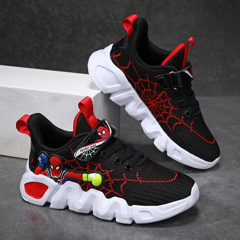 2022 Boys Light Breathable Tenis Shoes Big Children Cartoon Mesh Sneaker Kids Summer Man Autumn Spider Running Footwear Black