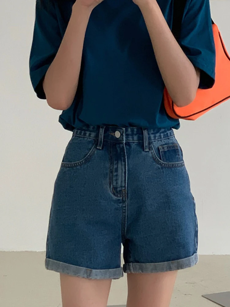 New Spring Summer Women High Waist Wide Leg Denim Shorts Streetwear Female Button Loose Retro Jeans Shorts Bottoms