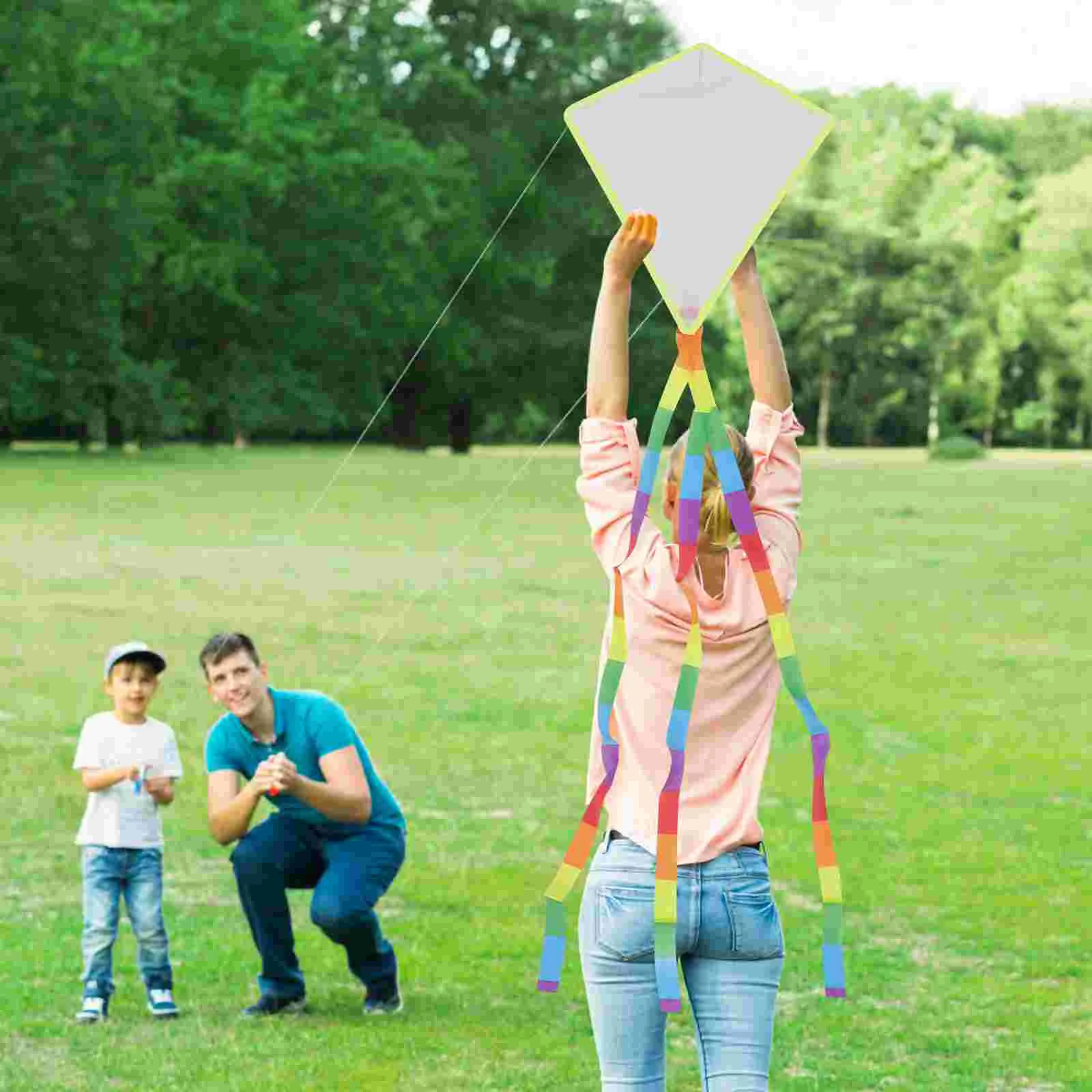 

3pcs Outdoor Kite Durable Long Tail Easy To Fly Kite DIY Graffiti Kite for Children