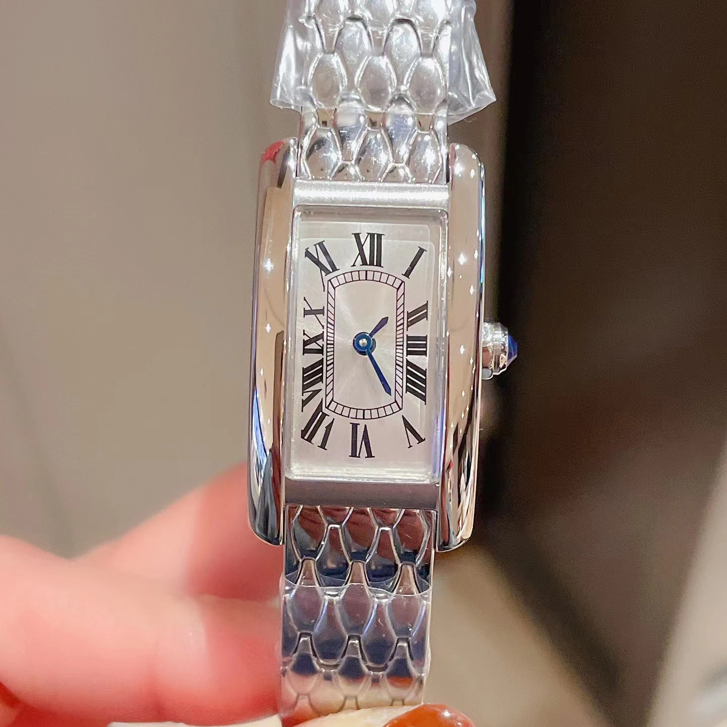 

fashion Luxury brand rectangular dial leisure Diamond women watch American TOP quality Tank sapphire glass quartz watch gift