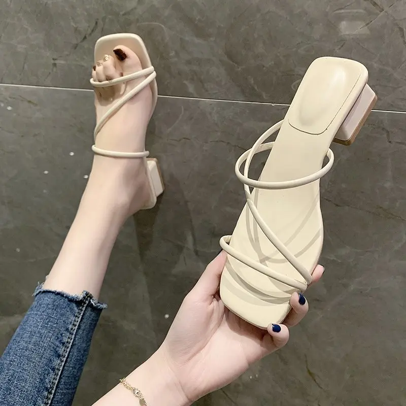 

Туфли женские на квадратном каблуке, лоферы, повседневные шлепанцы, квадратный каблук, роскошная обувь, римские модные тапочки из искусстве...