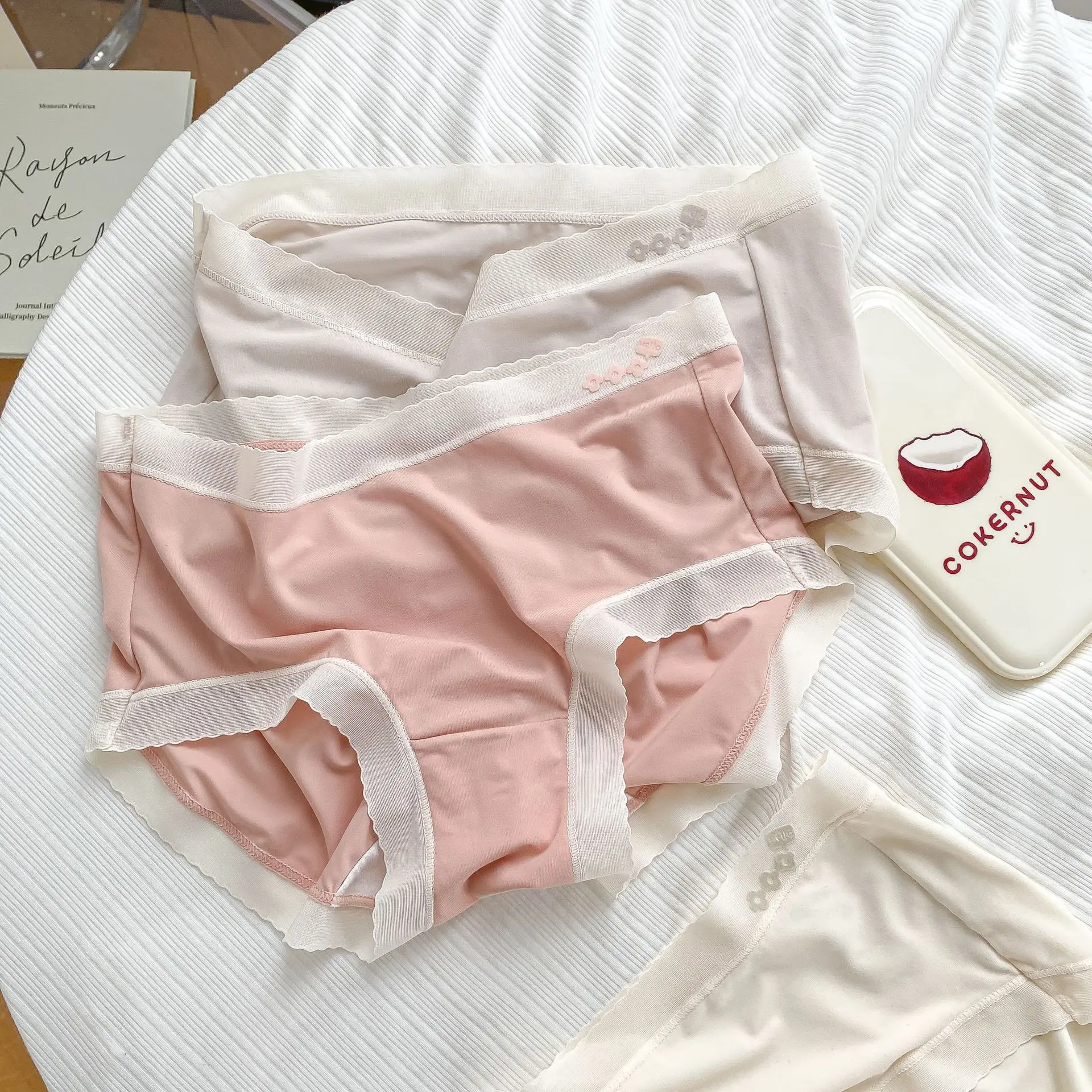 

Sweet Winter brushed keep warm Seamless Panties women pure color young girl Mid-rise underwear briefs N8183