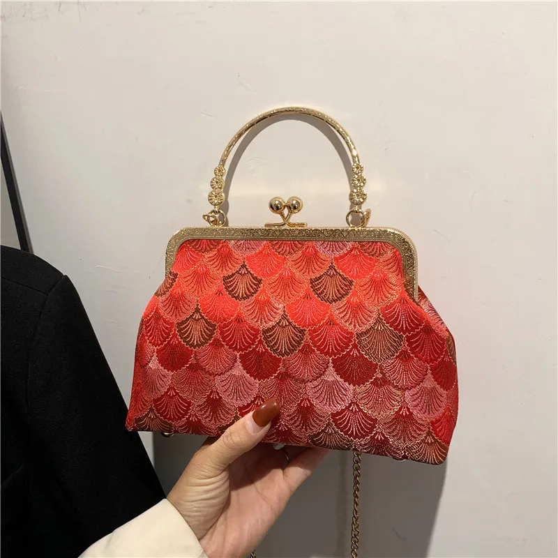 For Women Elegant Prom Crossbody Bags For Girl Exquisite Scallop Shape Clutch Bag