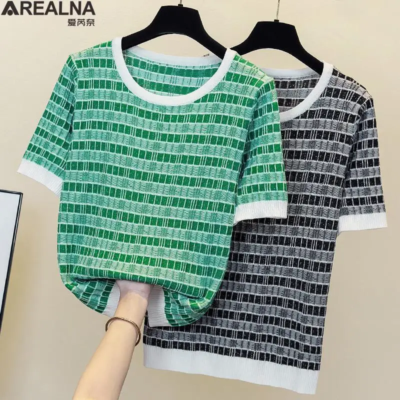 

Женская тонкая трикотажная футболка с круглым вырезом и коротким рукавом