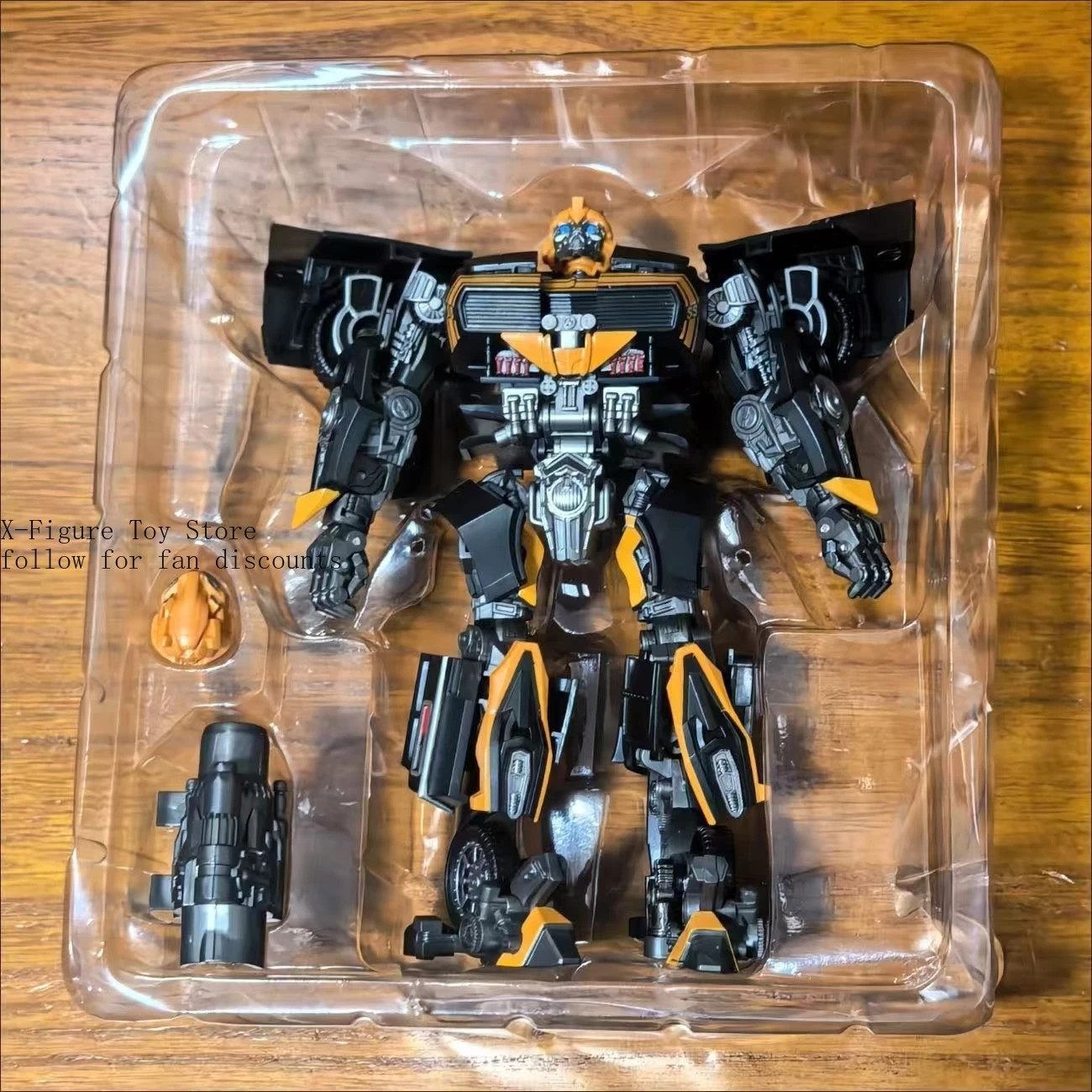Фото Доставка за 48 часов: Трансформируемая игрушка BAIWEI TW1038 DARK Hidden Bee TW1037 Starscream Movie 4, модель робота, коллекционные фигурки №2