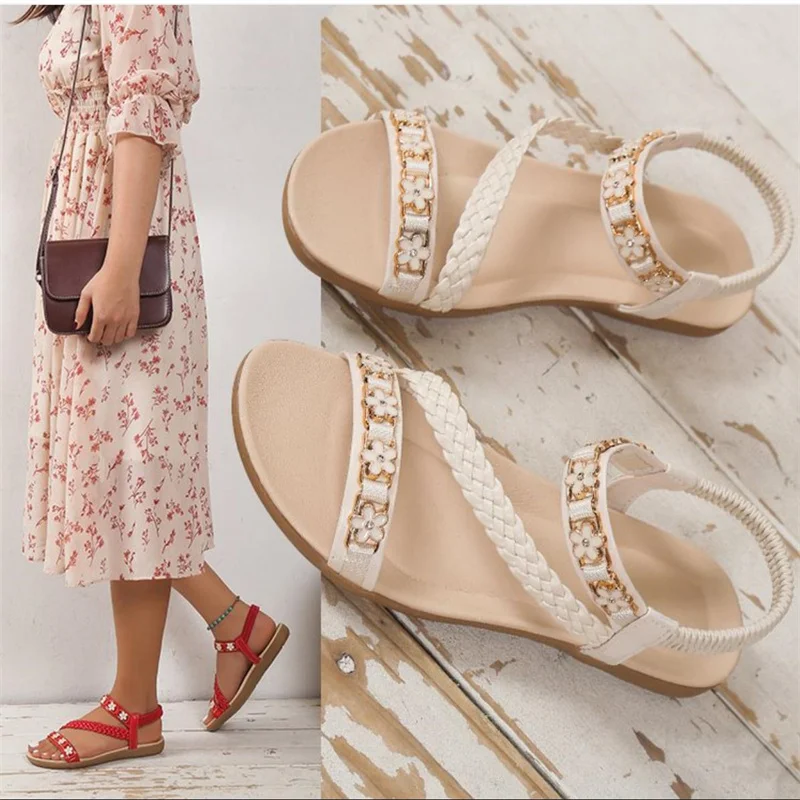 

Two pairs of flat bottomed slippers for women in large size, one line slippers, thin strap combination beach sandals