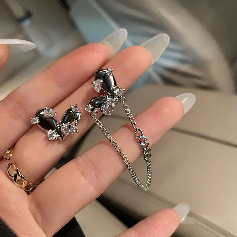 

Zircon Heart Tassel Chain Earrings for Women Fashion Jewelry Delicate Dangle Earrings Female vintage Earring Elegant Ear Studs