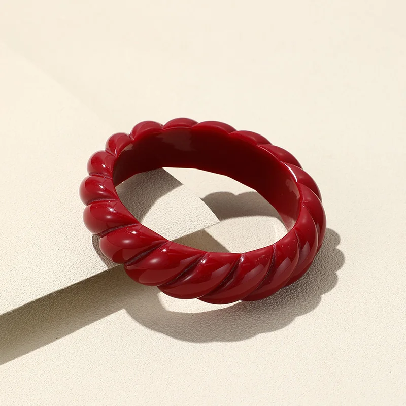Trendy Spiral Punk Resin Bracelets for Women Bohemian Big Bangles Bracelet Charms Vintage Round Jewelry India Simple Gifts