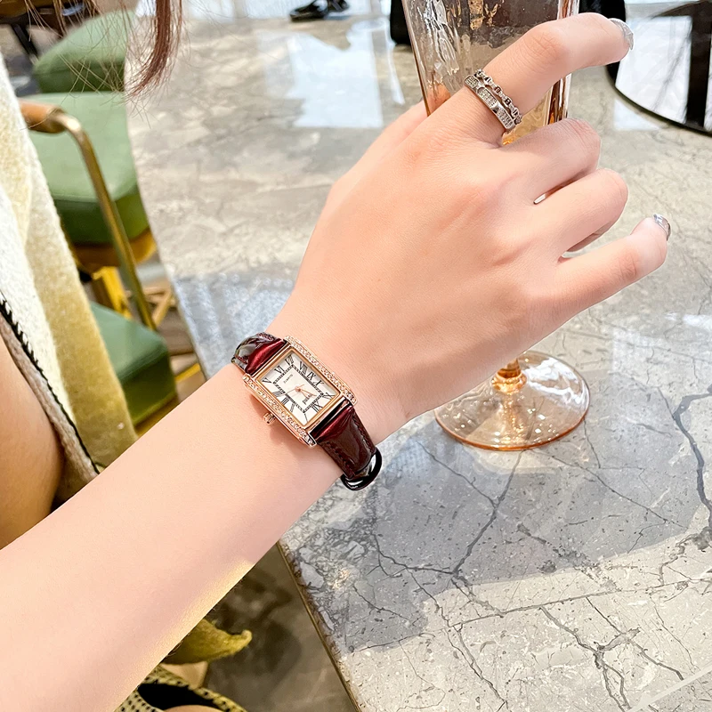 High Quality 2021 New Fashion Rose Gold Wine Red Luxury Quartz Women Watch Waterproof Leather Watches Ladies Watches Clock enlarge
