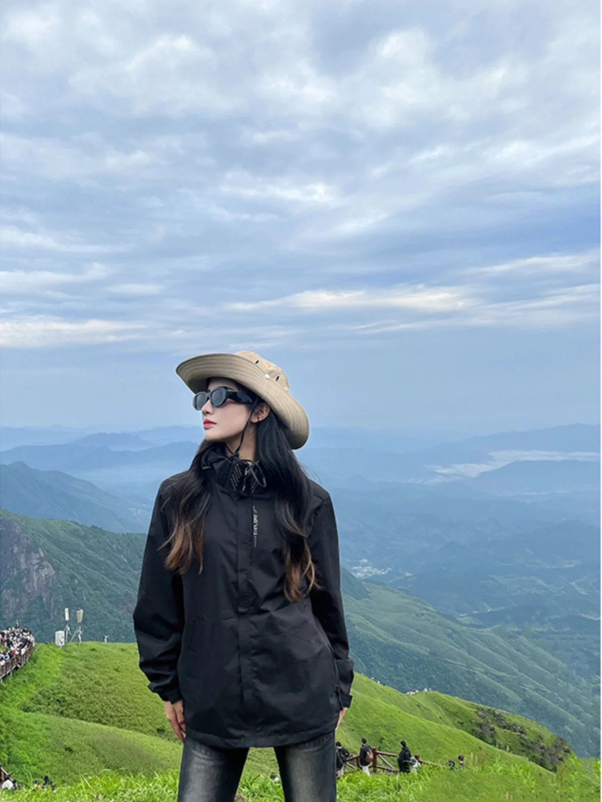 Женская летняя тонкая куртка для скалолазания Три в одном от солнца