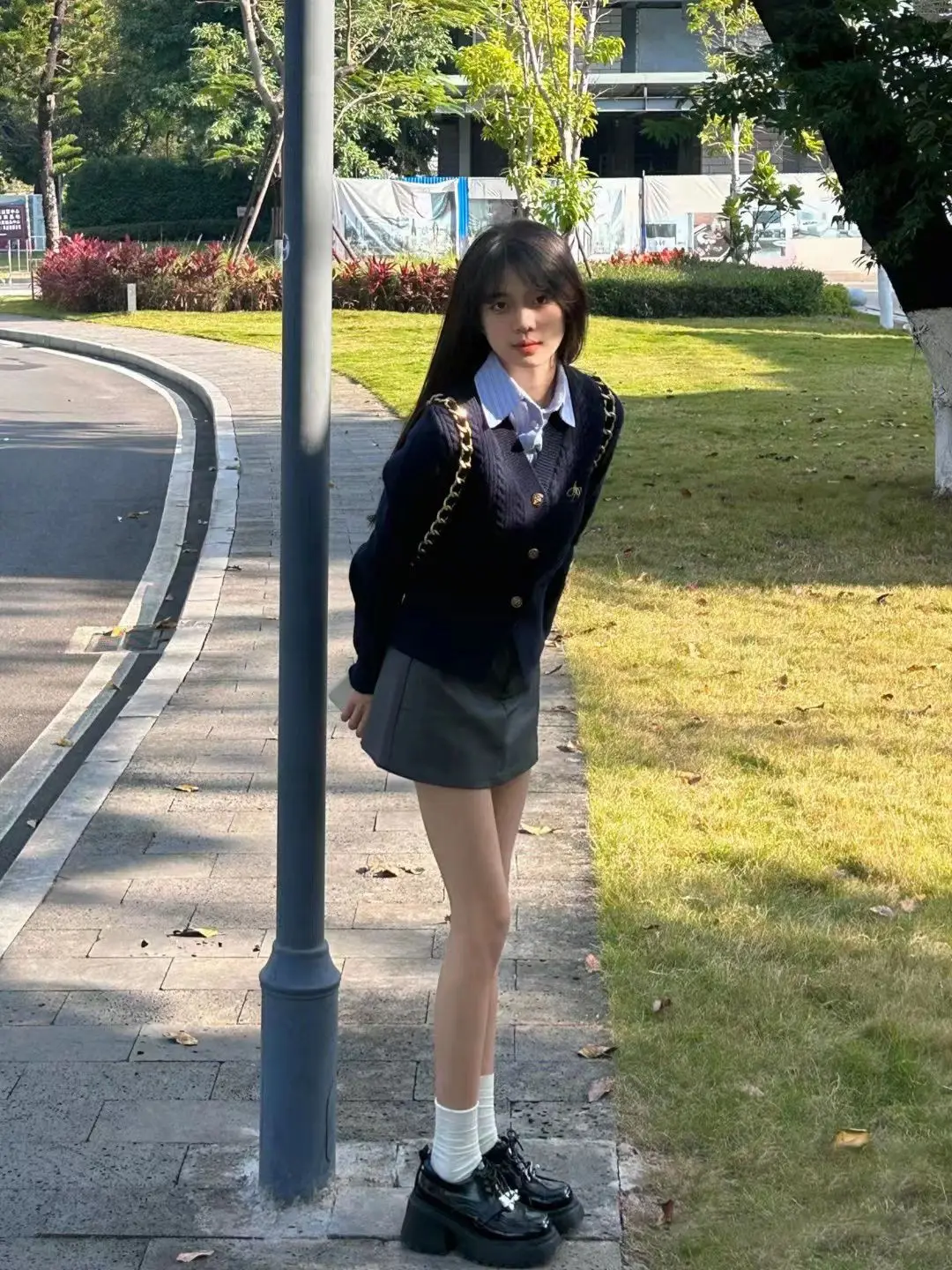 Женский трикотажный комплект из трех предметов модный офисный одежды в