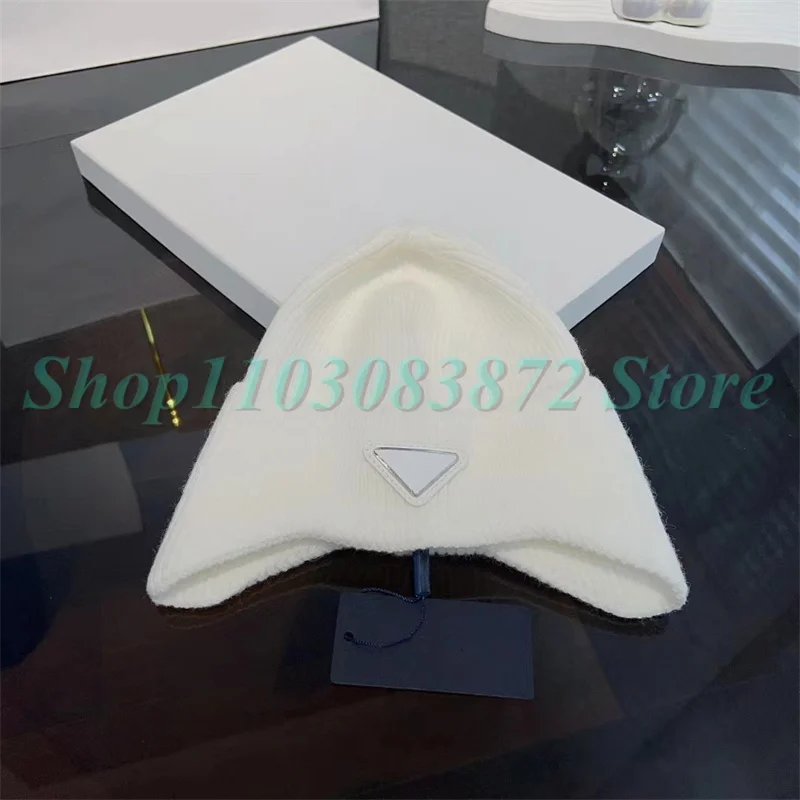 Рисунок 4 - Зимняя шапка-ушанка 406238 для женщин