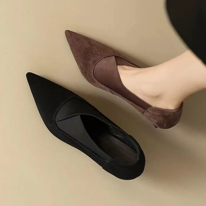 Женские туфли на высоком каблуке с острым носком пикантные замшевые лоферы