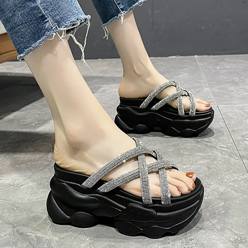 

2023 Shining Crystal Chunky Sandals Women Cross Strap Platfrom Wedge Slippers Woman Summer Thick Bottom Beach Sandalias Mujer A