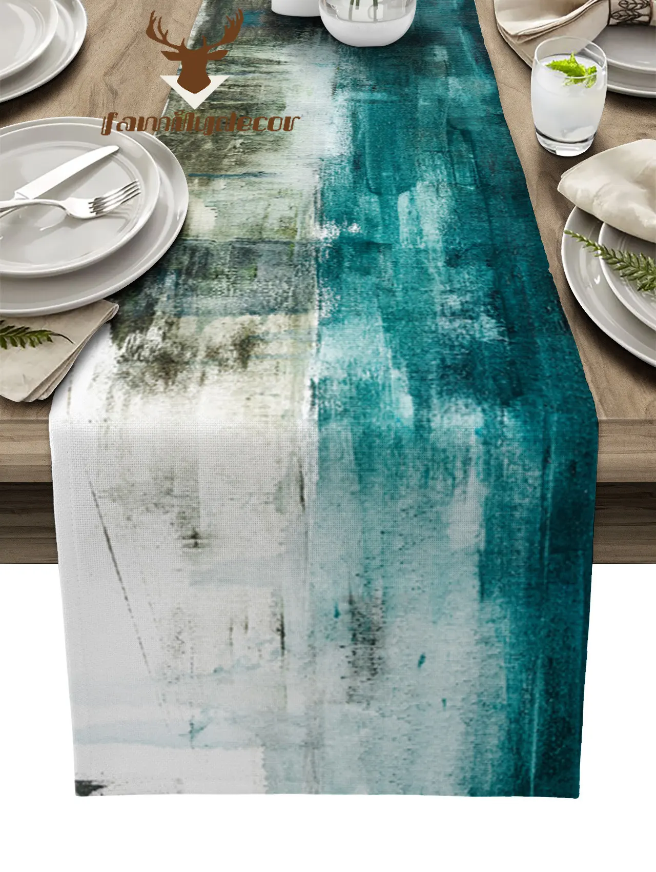 

Декоративная длинная скатерть в стиле абстрактного искусства