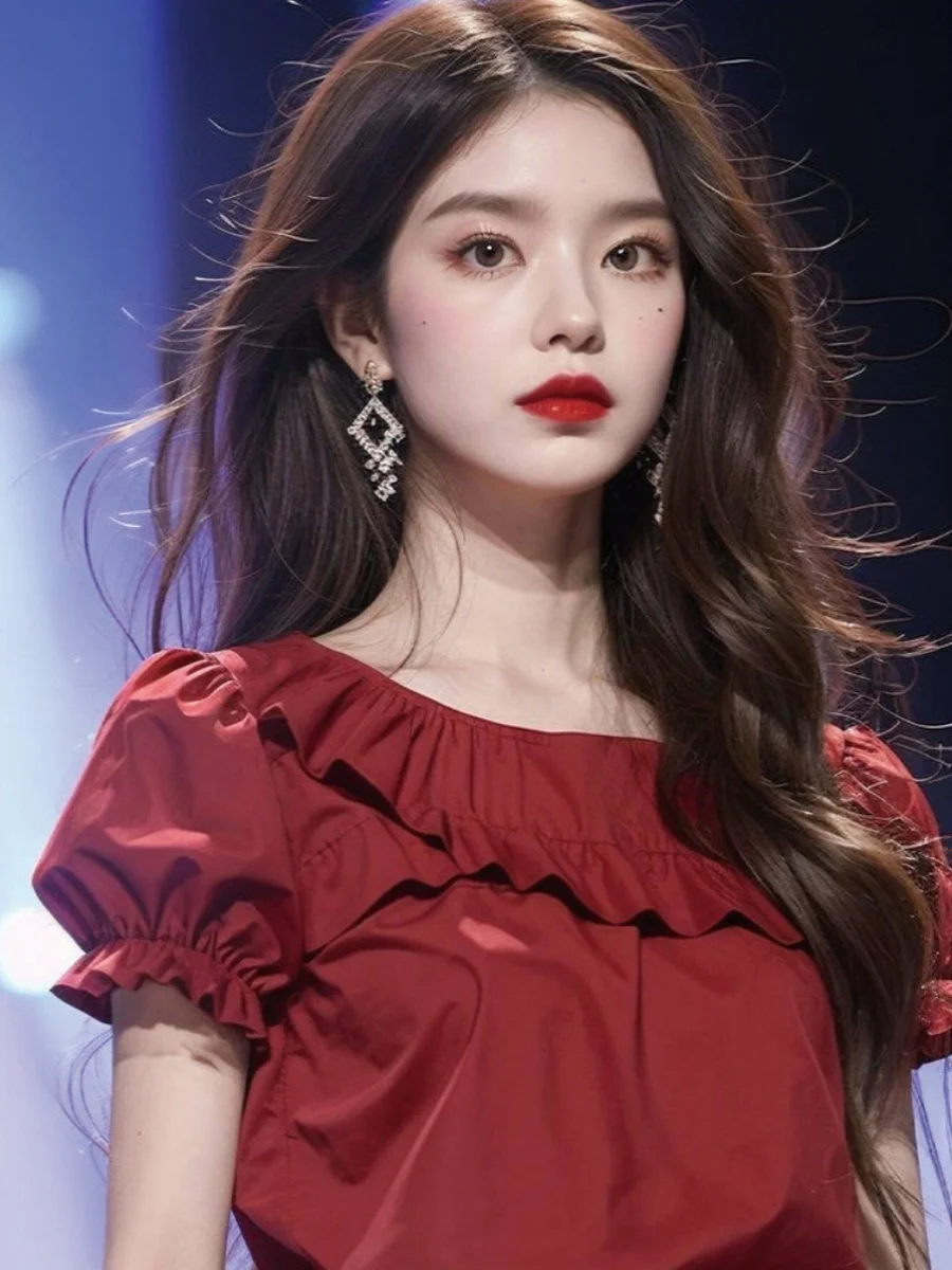 Женская рубашка с коротким рукавом красная оборками во французском стиле Милый