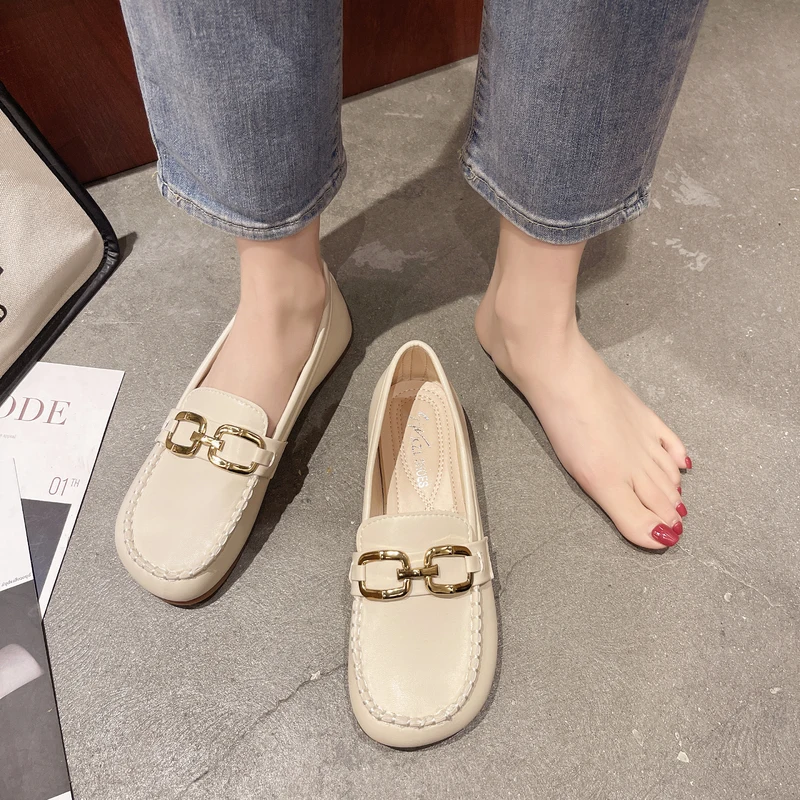 

Обувь на плоской подошве