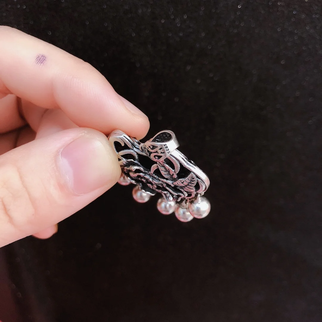 

Openwork Lock Peony Pendant