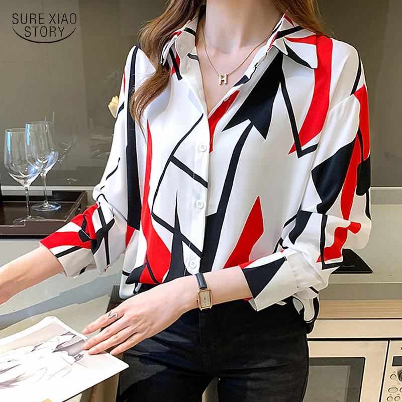 

Женская шифоновая блузка с длинным рукавом, на пуговицах