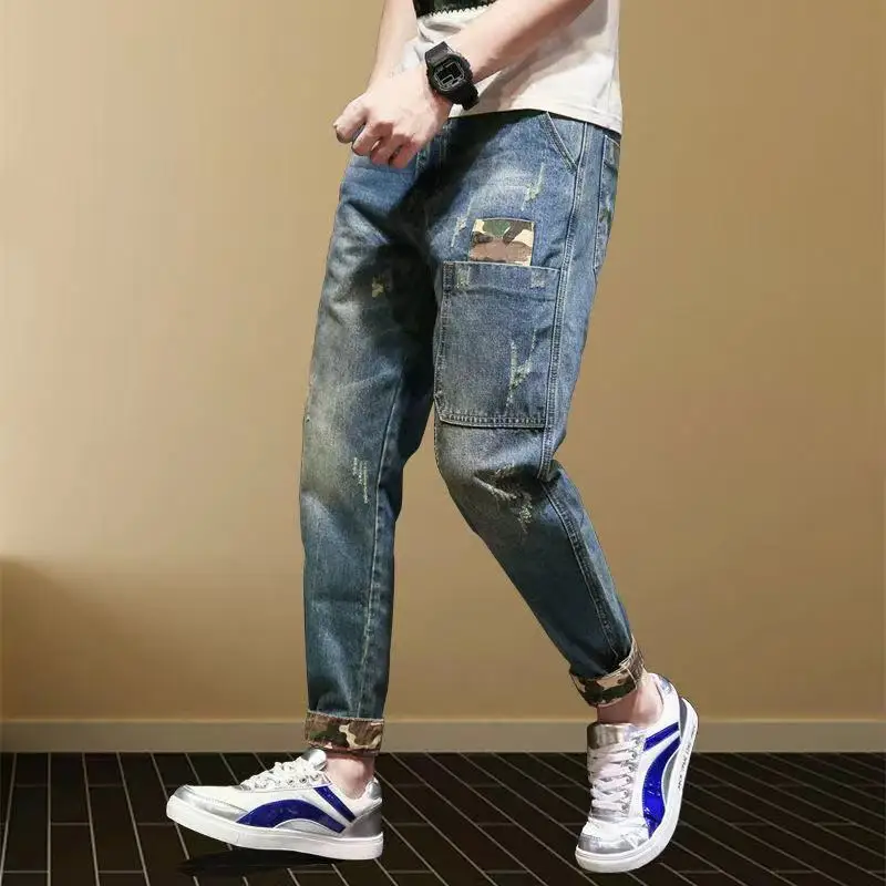 Retro Nostalgic Jeans Men's Loose 2022 Spring All-match Hole Tooling Men's Tide Brand Nine-point Pants Trend Mens Jeans
