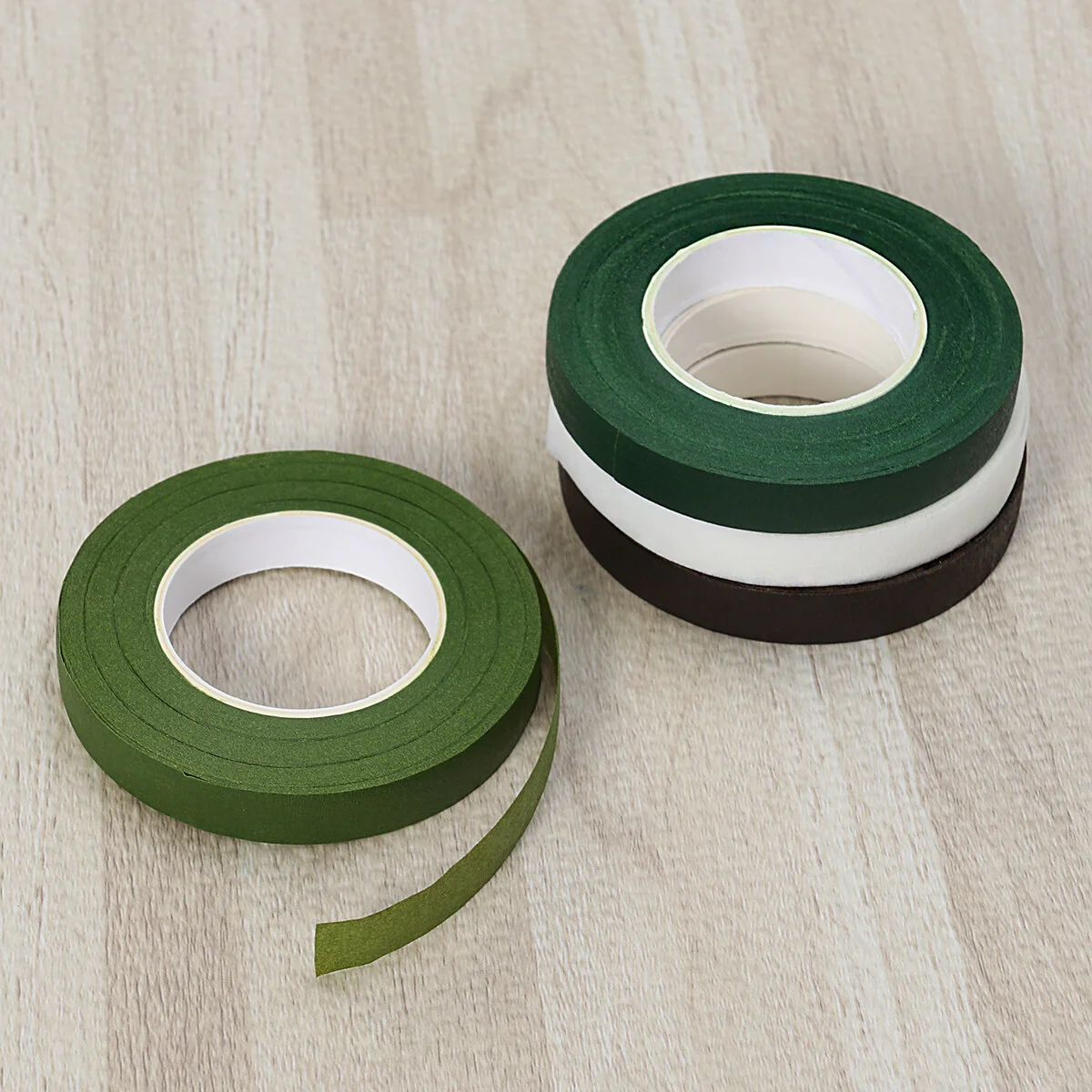 

4 Rolls 30 Floral Tapes for Bouquet Stem Wrapping Floral Arrangement Floral Crafts 4 Colors ( 1/ 2 Width )