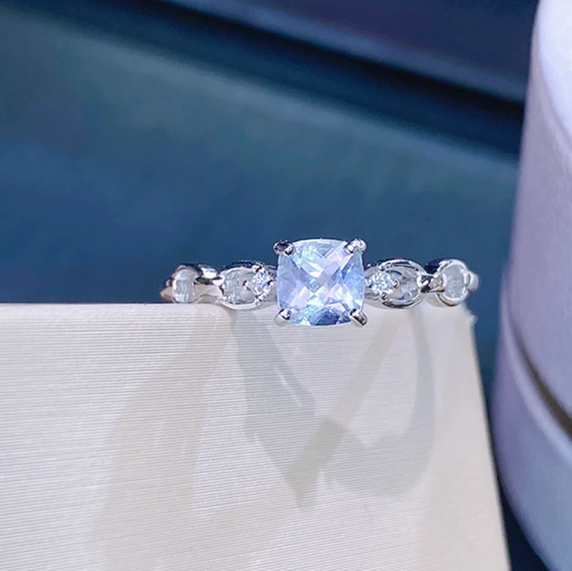 

Natural Aquamarine Ring women's exclusive 925 sterling silver fresh and simple