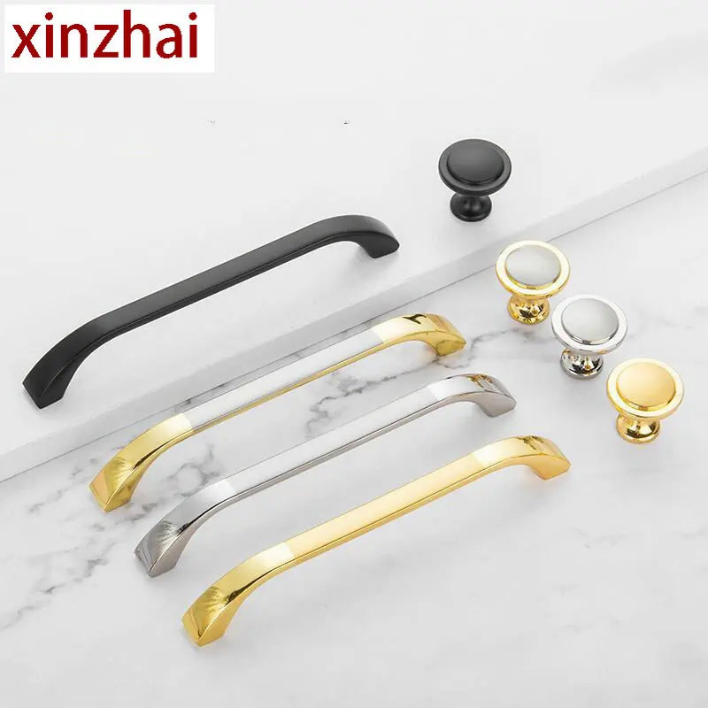 

Яркие Золотые строчки, цветные ручки шкафа, двойные белые стальные шкафы с матовой ручкой, золотые ручки