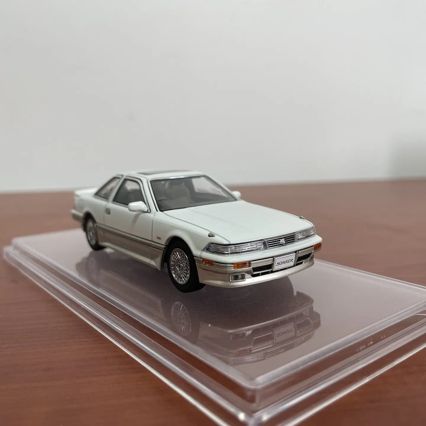 Фото Hobby Japan HJD, масштаб 1:43, литая модель из сплава, Toyota Soarer MZ21 1988 года, классическая модель автомобиля, подарок для взрослых, сувенир, статичная модель для демонстрации. №5
