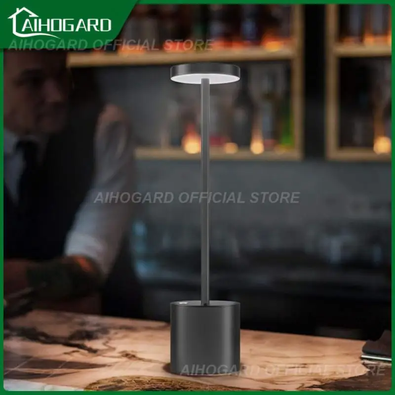 

1 шт., перезаряжаемая металлическая настольная лампа с Usb-разъемом