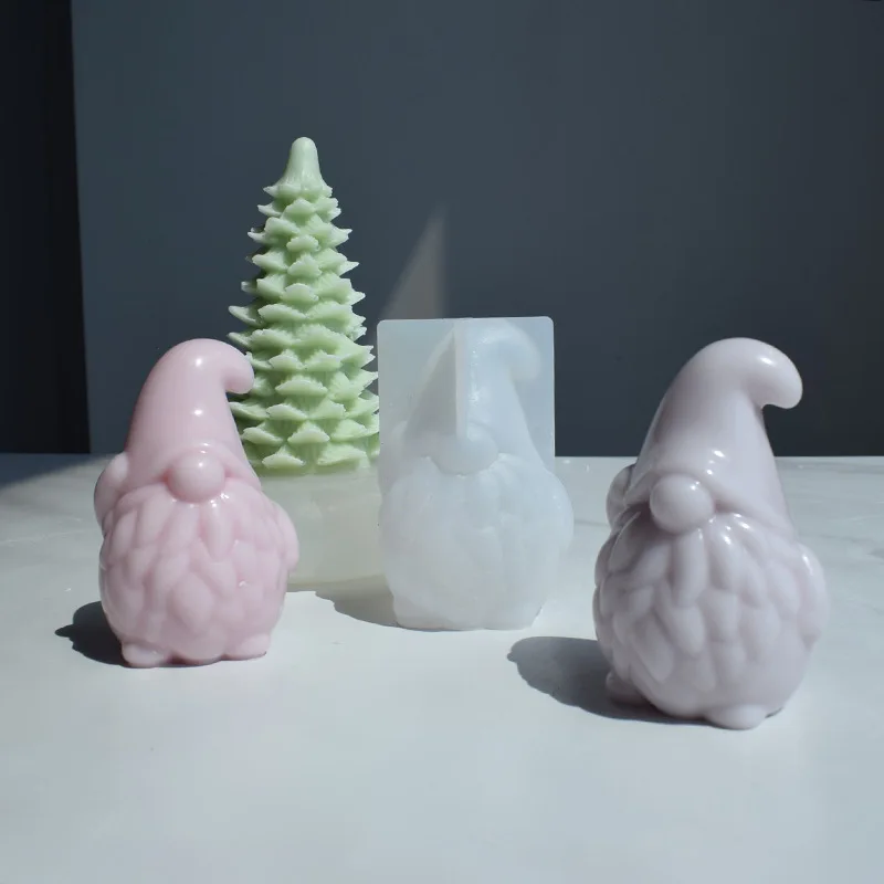 Силиконовая форма в виде медвежьего санты для свечей