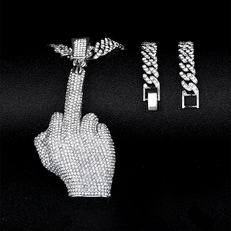 

New hip hop rap Internet celebrity with the same star with the same full drill middle finger trend everything with punk pendant