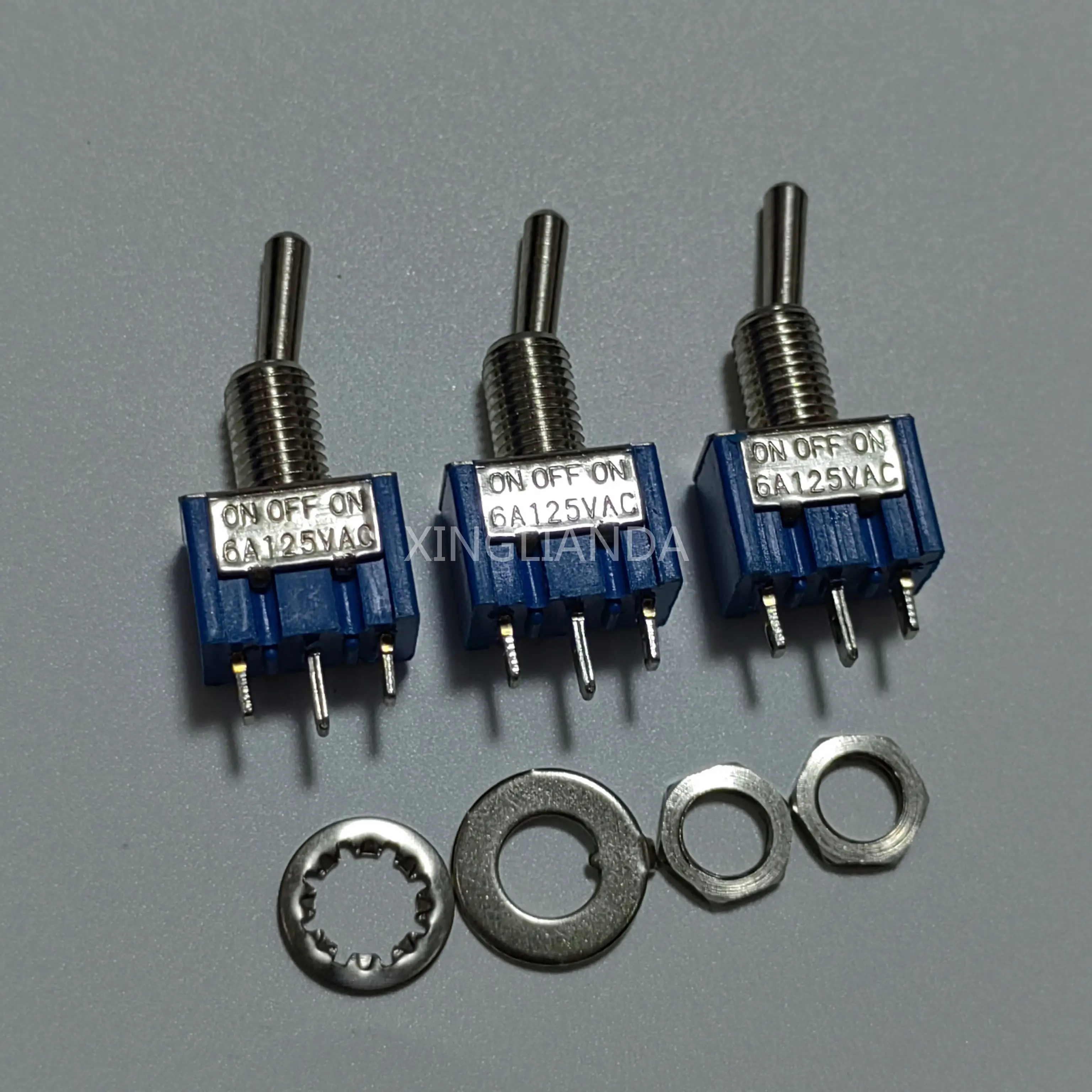 10 шт. переключатель ВКЛ./ВЫКЛ. 3 контакта фиксация в трех положениях MTS-103 125VAC/6A 250V/3A